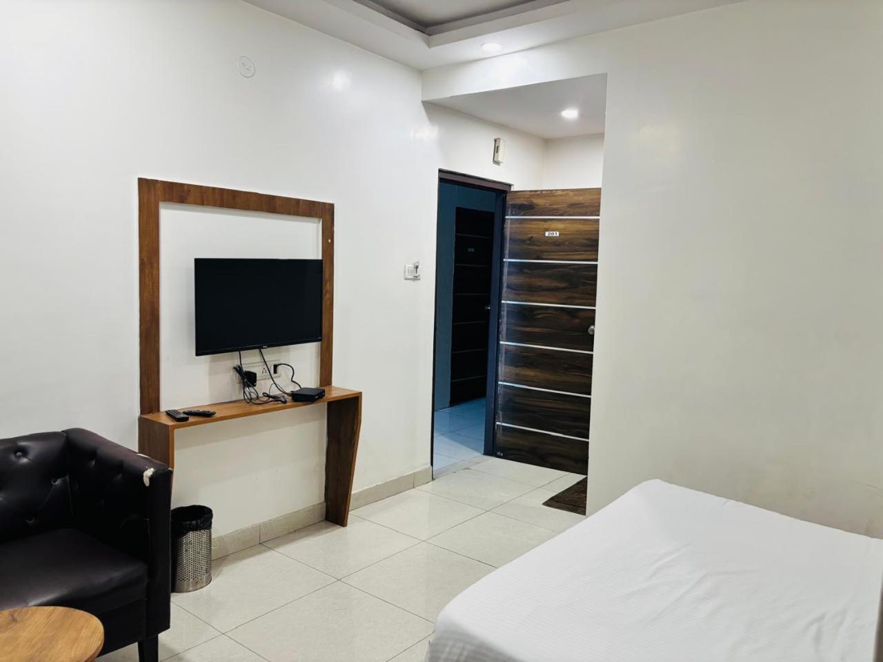Hotel Bg Inn Bangalore Exteriör bild