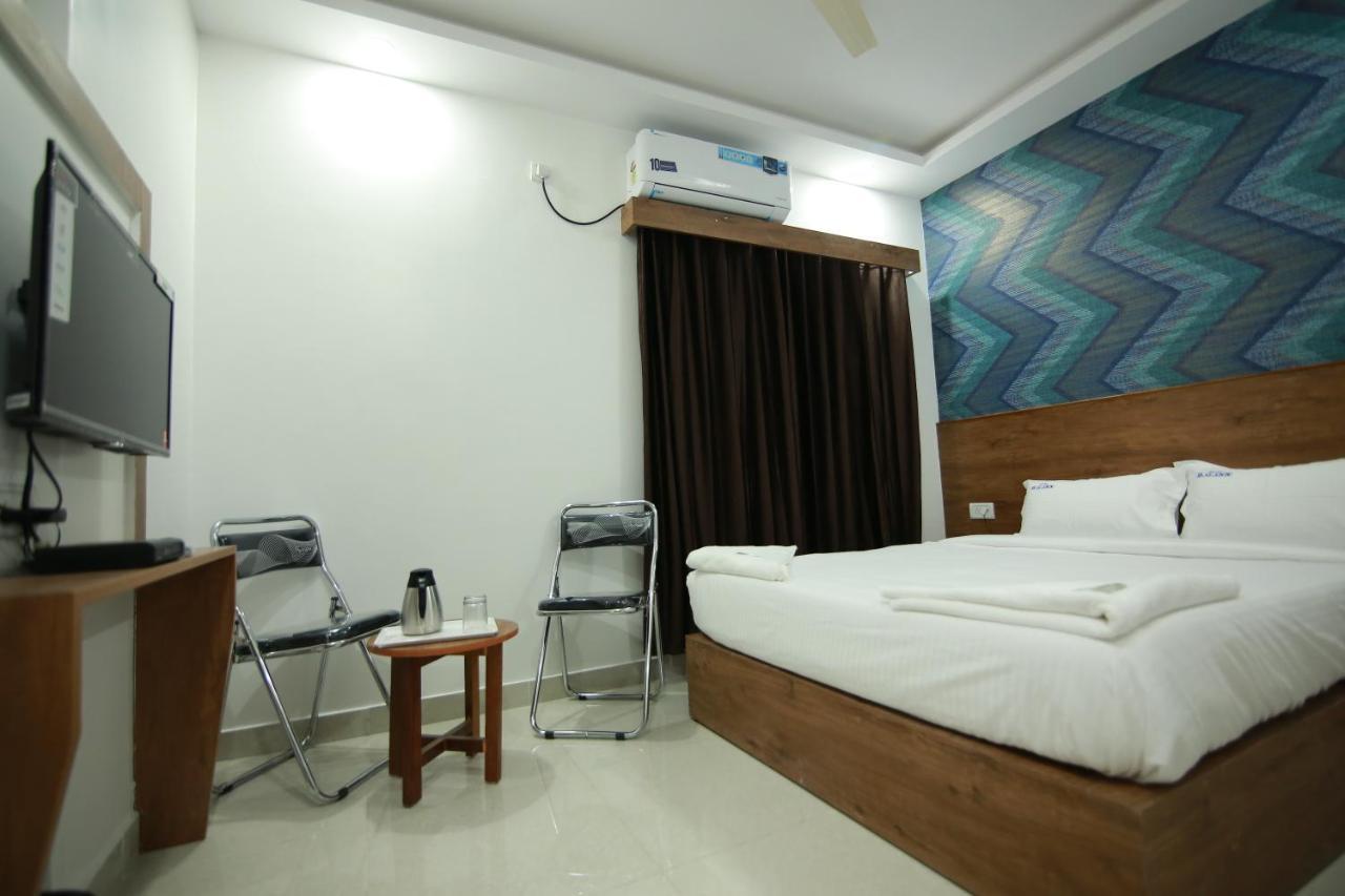 Hotel Bg Inn Bangalore Exteriör bild