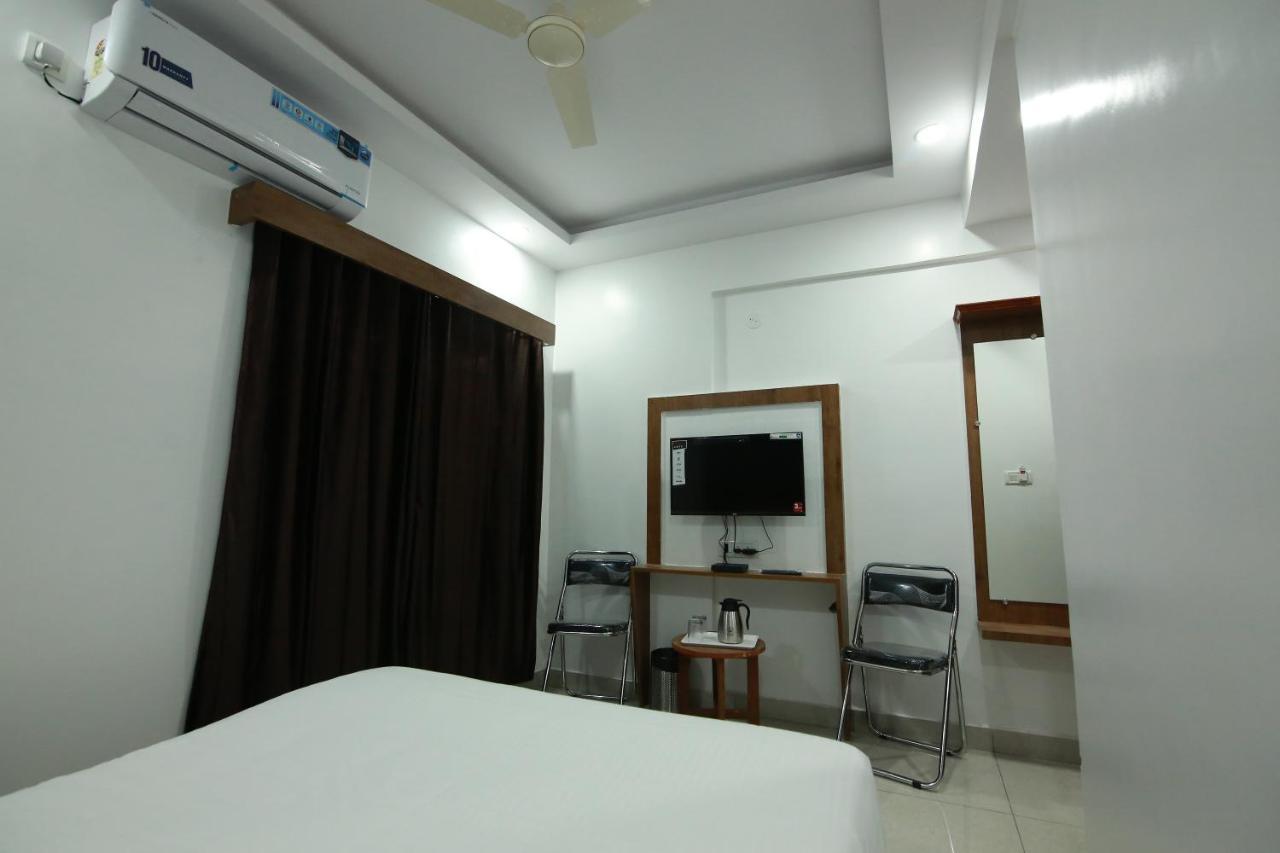 Hotel Bg Inn Bangalore Exteriör bild